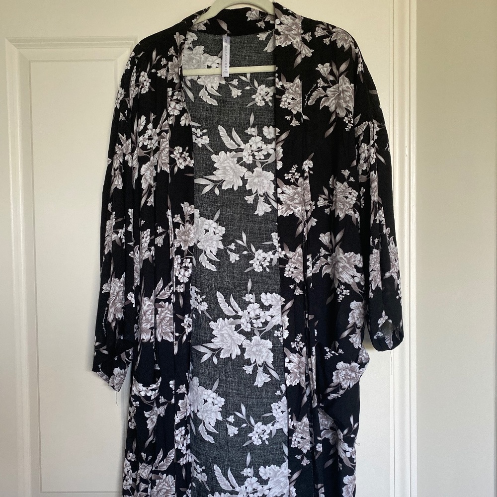 Floral Cover Up / “Kimono” / Tunic